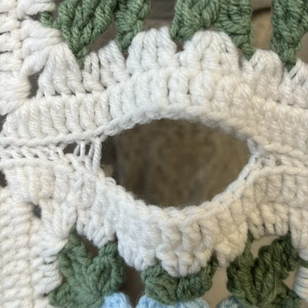 Vintage Afghan Crocheted Blanket Throw 3D Roses Farmhouse Boho Cottage Core *